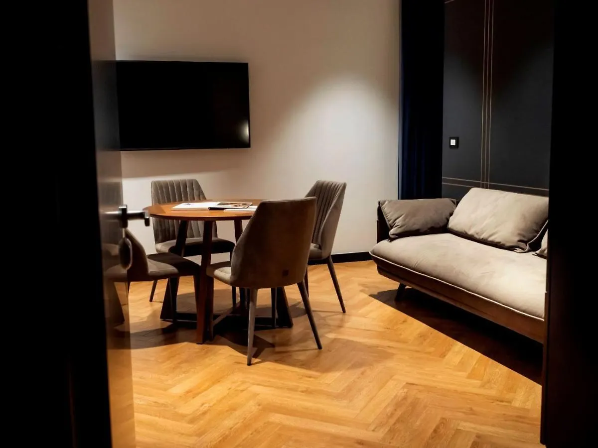 Moncafe Boutique Hotel & Spa Tirana 4*,  Albanien