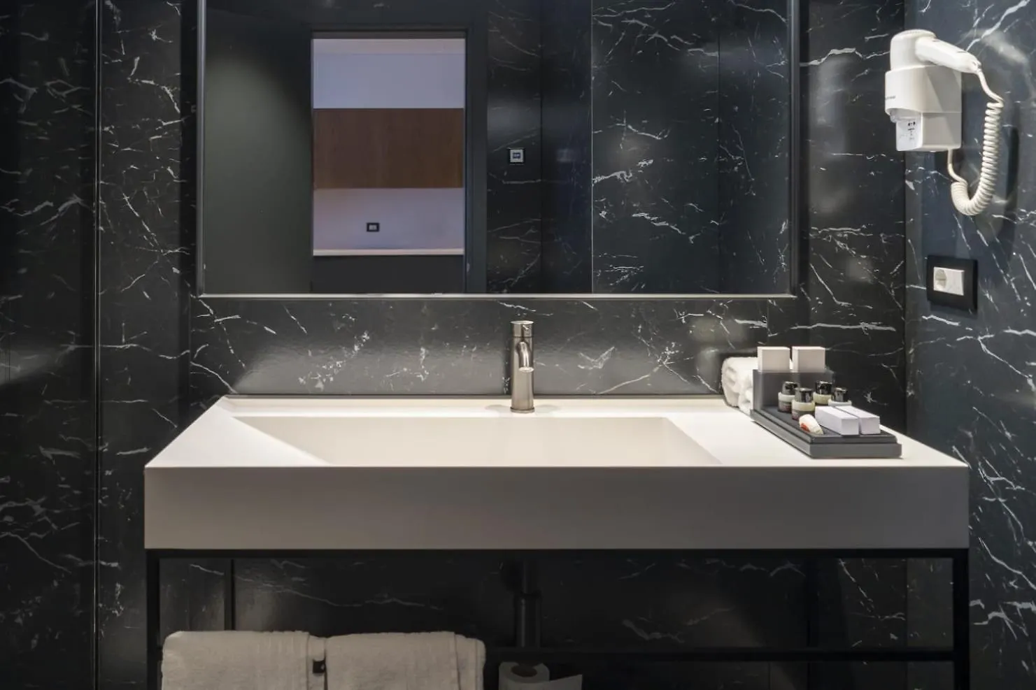 Moncafe Boutique Hotel & Spa Tirana