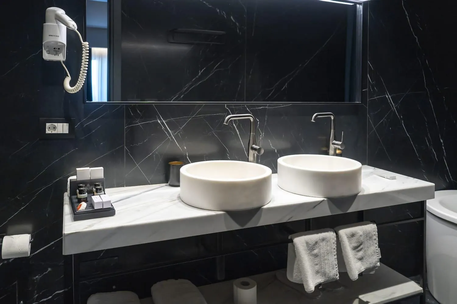 Moncafe Boutique Hotel & Spa Tirana