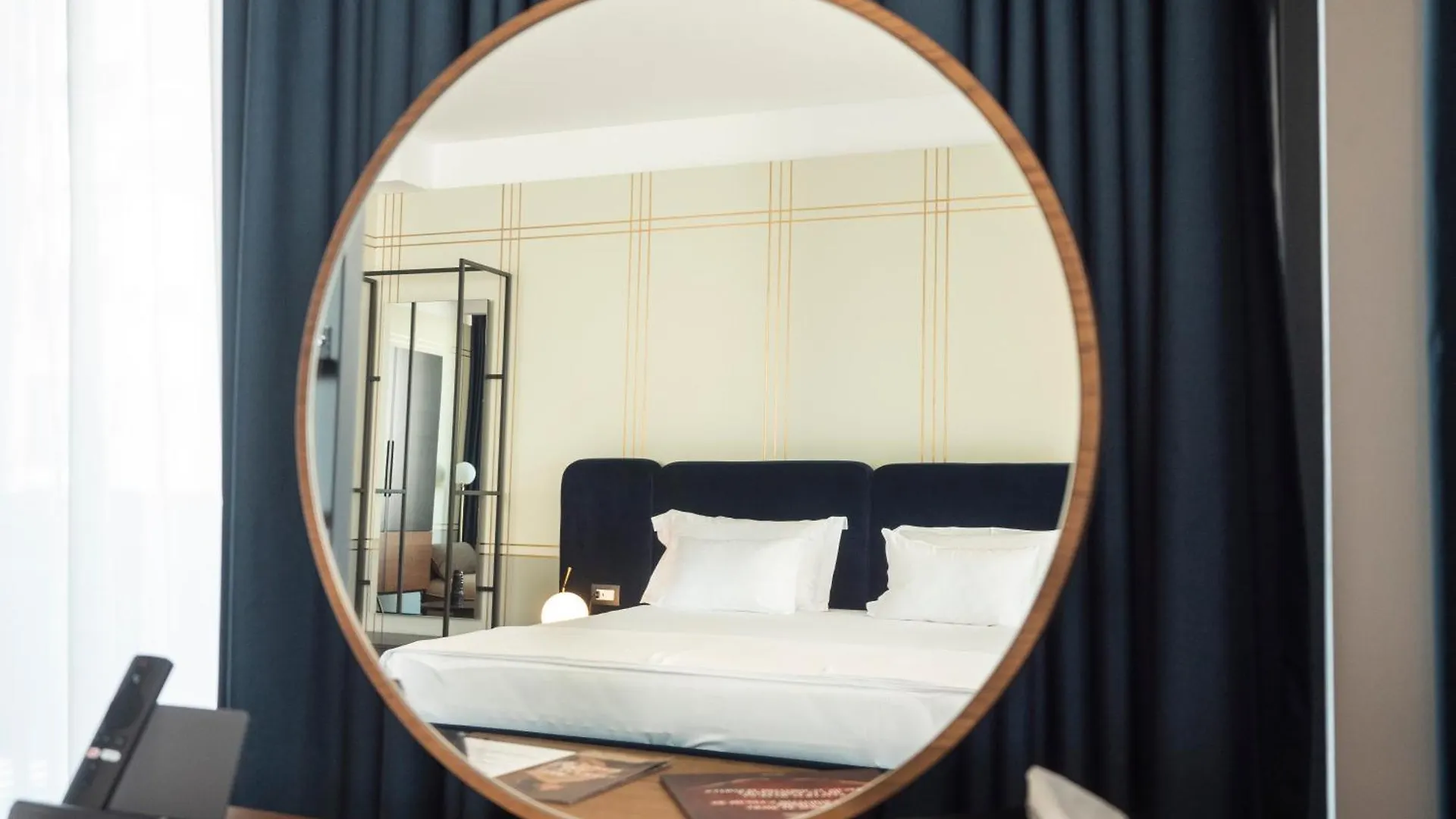Moncafe Boutique Hotel & Spa Tirana