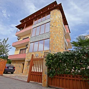 Alen 2 3* Tirana