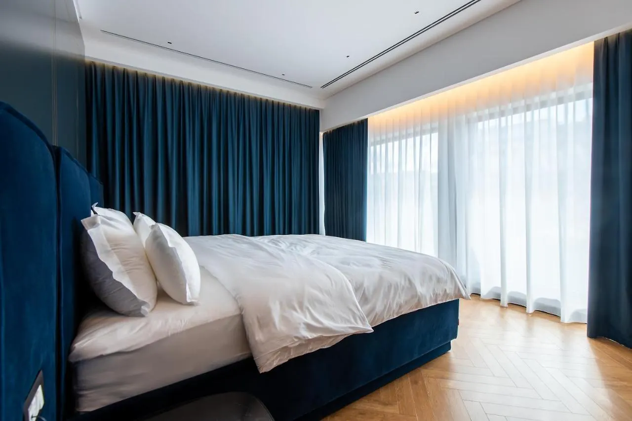 Moncafe Boutique Hotel & Spa Tirana 4*,